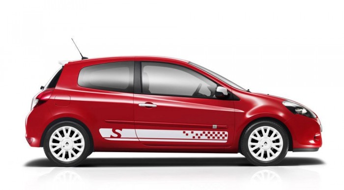 Kisautó padlólemez kell a Mercedesnek