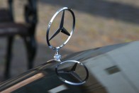 A Mercedes-Benz vezetése idegenkedett a BMW-s kooperációtól