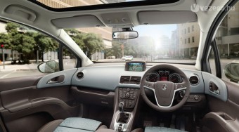 Fellebbent a titok az új Opelről