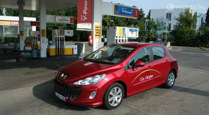 Minden autó 1,6 literes HDI