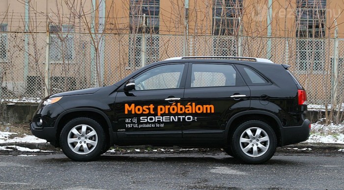 Csak az a matrica ne volna rajta