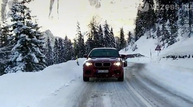 Driftelve tanít a BMW – videó
