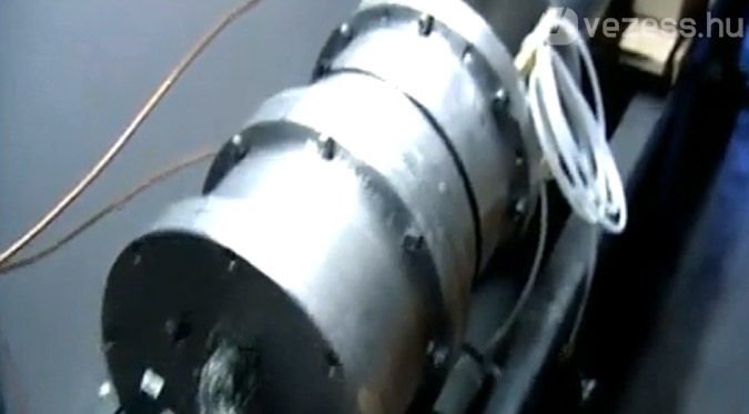 Mágnesfegyver az autós ámokfutók ellen – videó
