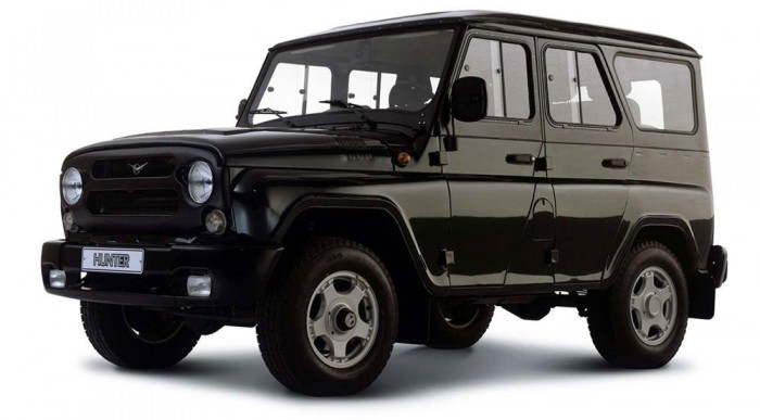 Videó: A falat is lebontja a ruszki terepjáró 3