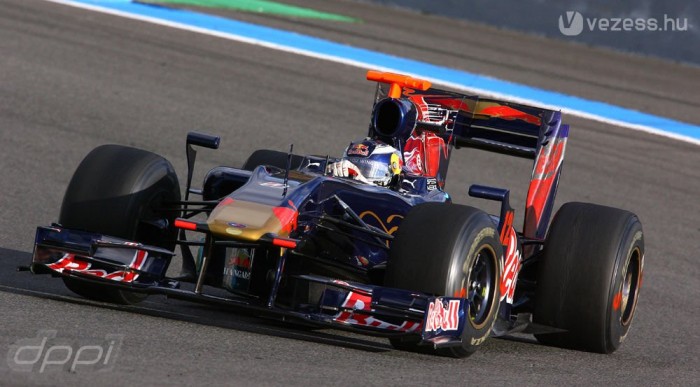 Hétfőn jön az új Toro Rosso