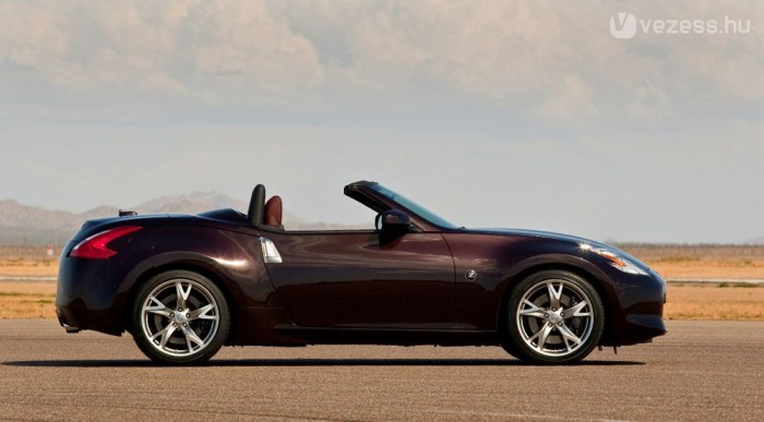 Megérkezett az új Nissan kabrió 8 | Vezess Megérkezett az új Nissan kabrió 8