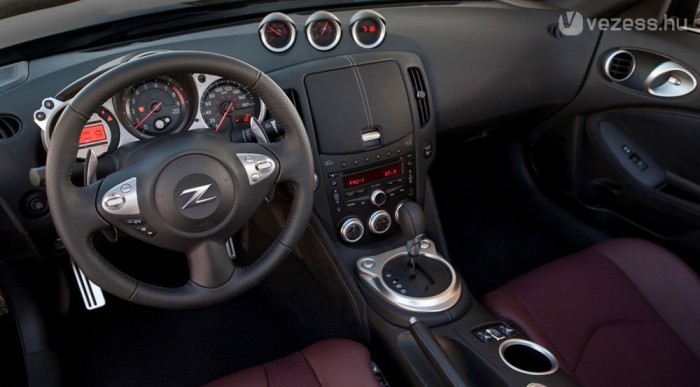 Megérkezett az új Nissan kabrió 9 | Vezess Megérkezett az új Nissan kabrió 9