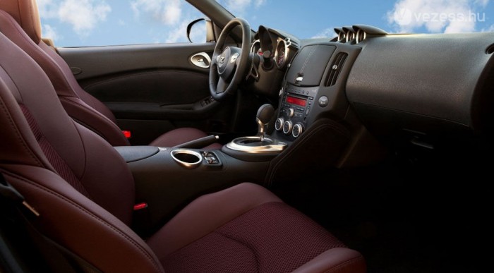 Megérkezett az új Nissan kabrió 7 | Vezess Megérkezett az új Nissan kabrió 7