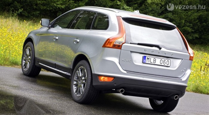 Visszavág a dízelnek a benzines 5 | Vezess 300 Nm-t ad le a modern benzines motor