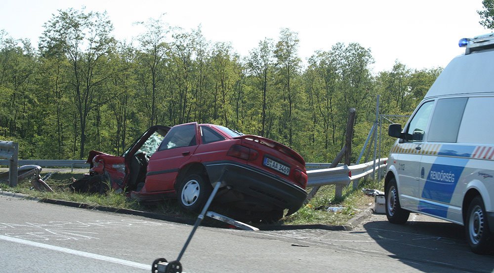 75 %-ban öv nélkül halnak meg az autósok