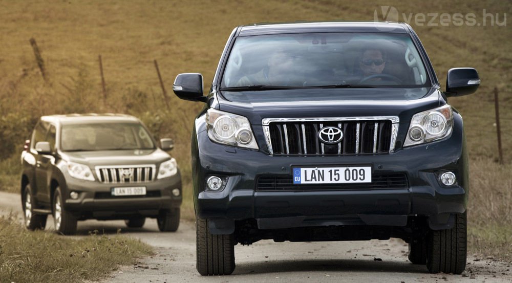 Gumicsizma és bőrkárpit: Land Cruiser 39