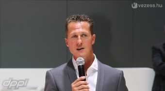 Schumi festett hajjal is fitt