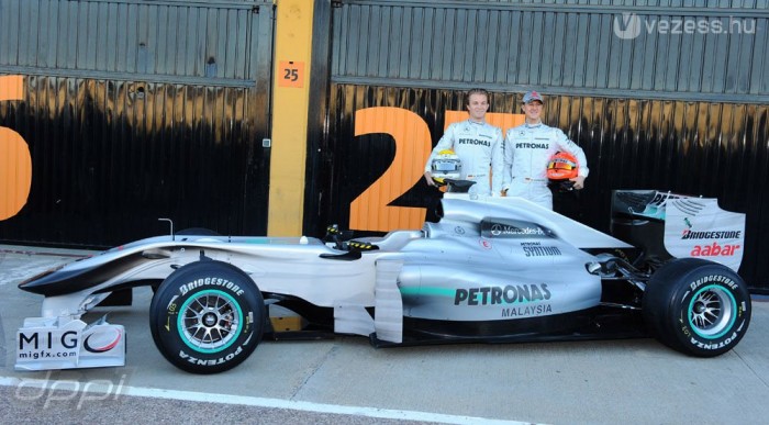 Red Bull-orrú az új Mercedes 6