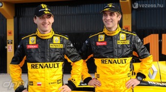 Petrov sokat fizet a Renault-nak