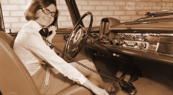 Mégsem veszélyes vezetés közben mobilozni?