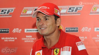 Fisichella Le Mans-ba viszi a Ferrarit