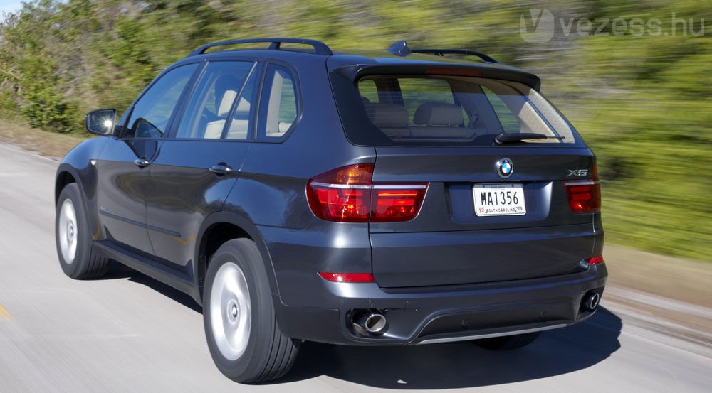 Megújult a BMW X5 – videó 5