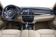 Megújult a BMW X5 – videó 25