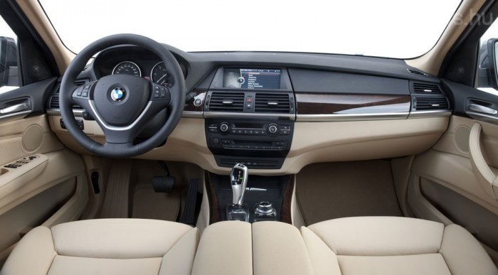 Megújult a BMW X5 – videó 7