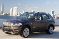 Megújult a BMW X5 – videó 28