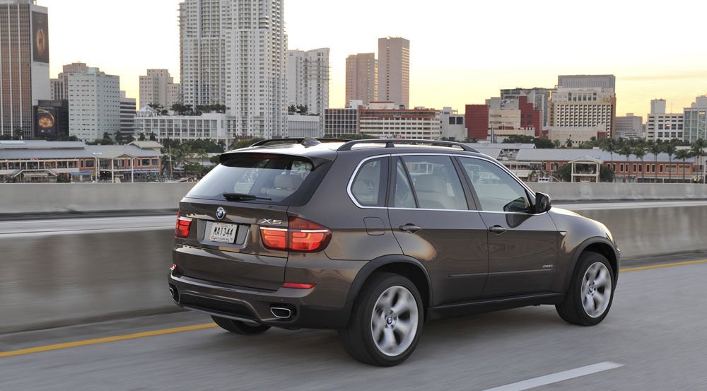 Megújult a BMW X5 – videó 14