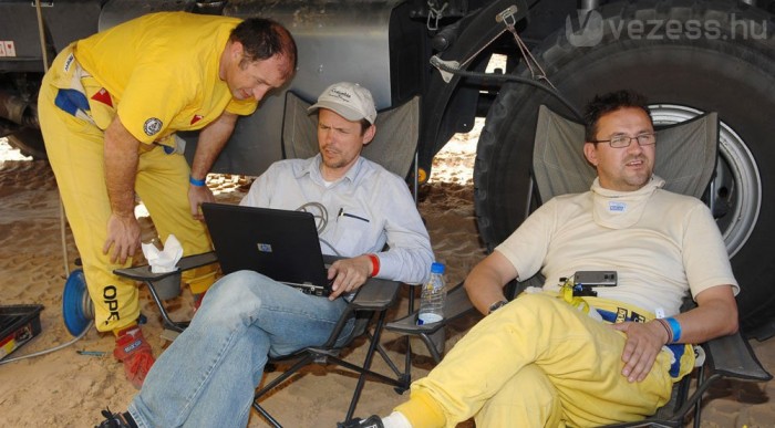 Továbbra is Bunkoczi László navigál