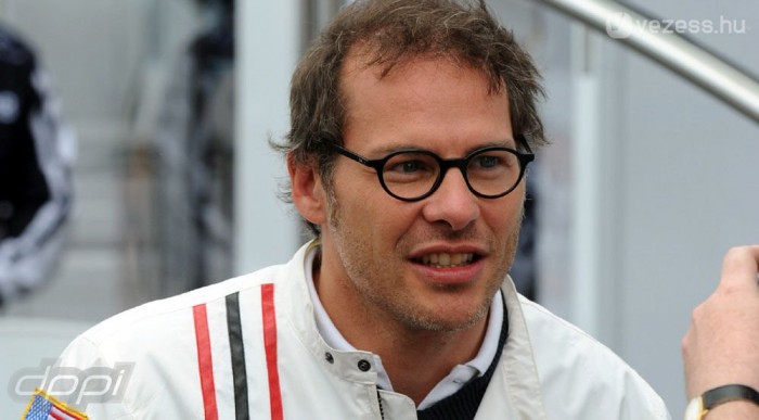 F1: Villeneuve még mindig lehetőségre vár