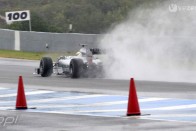 Rosberg volt a leggyorsabb, igaz, még szárazon