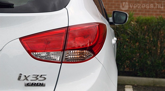 Egy centit nőtt a tengelytáv