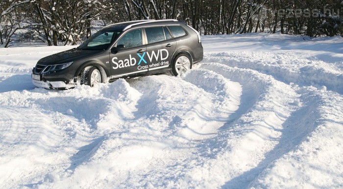 Soha jobbkor: Saab 9-3 9 | Vezess A túlképzett összkerék-hajtással nincs akadály