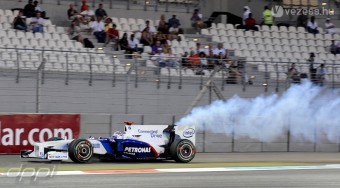 F1: Dupla motorbüntetés 2010-ben