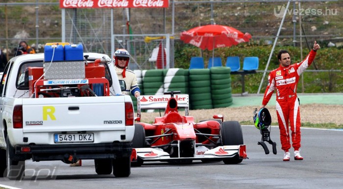 Massa autója délelőtt állt le, de nem volt komoly hiba