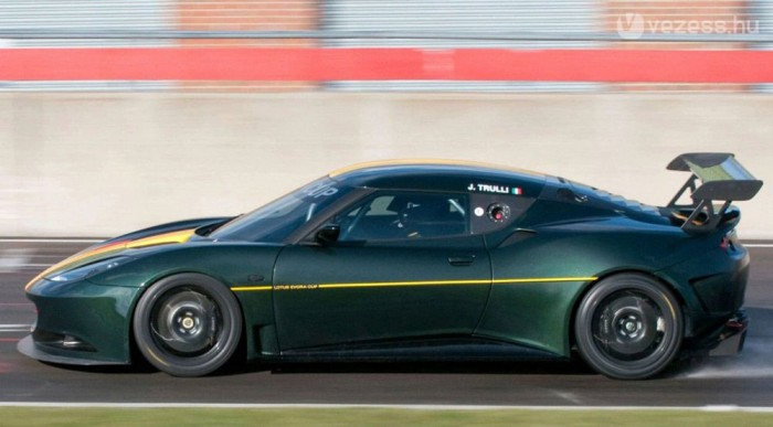 F1-es sztár is fejleszti a márkakupás Lotust