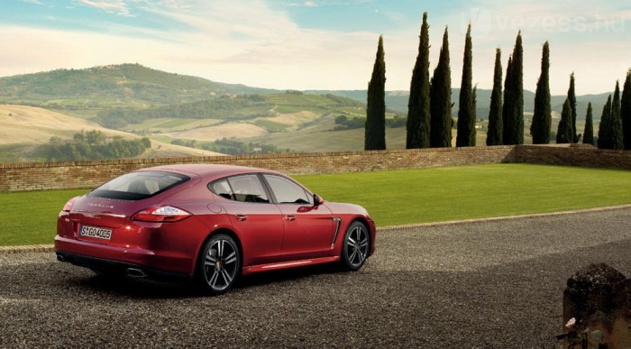 Adaptív légrugózás is rendelhető 