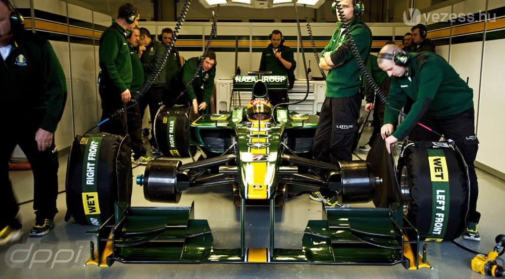 F1: Pályán a Lotus, Massa az élen 21