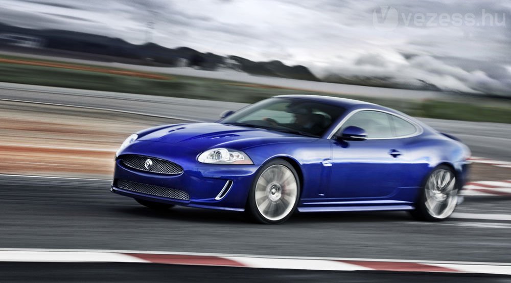 Egyedi spoilerek javítják a stabilitást