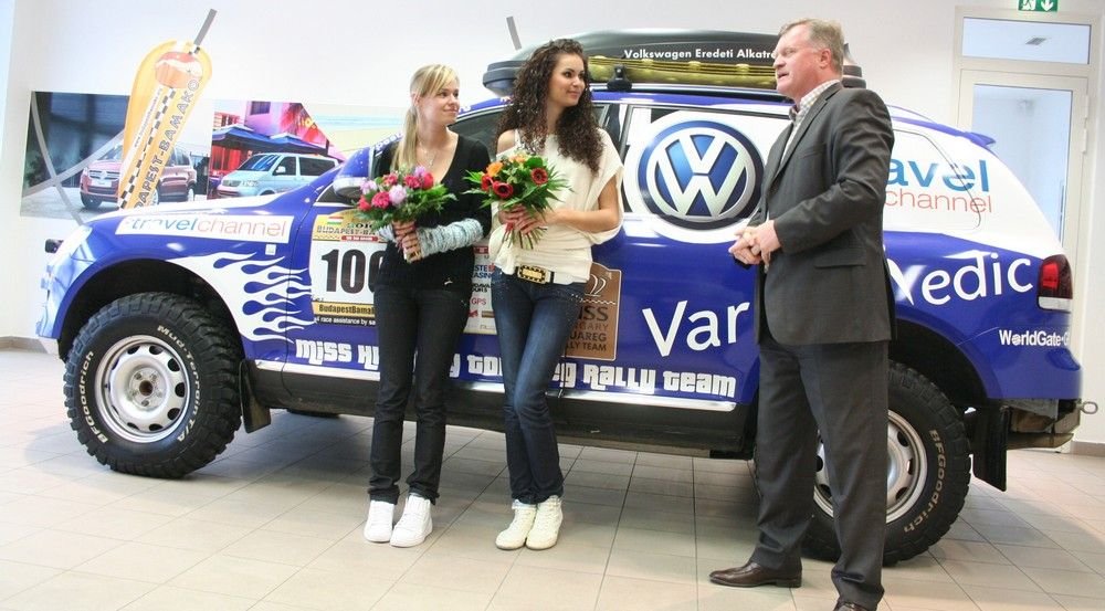 Vérten Sándor, a VW kommunikációs igazgatója előnyös pozícióban