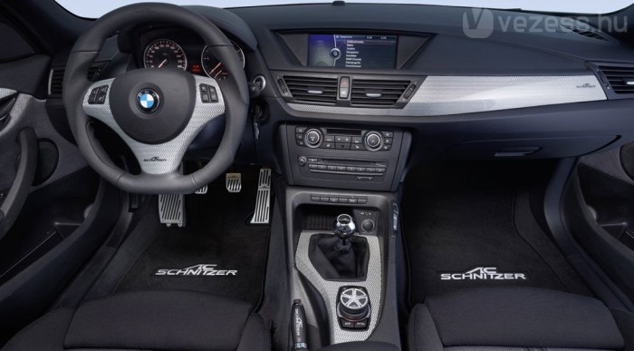 Erőkúrán a BMW X1 7