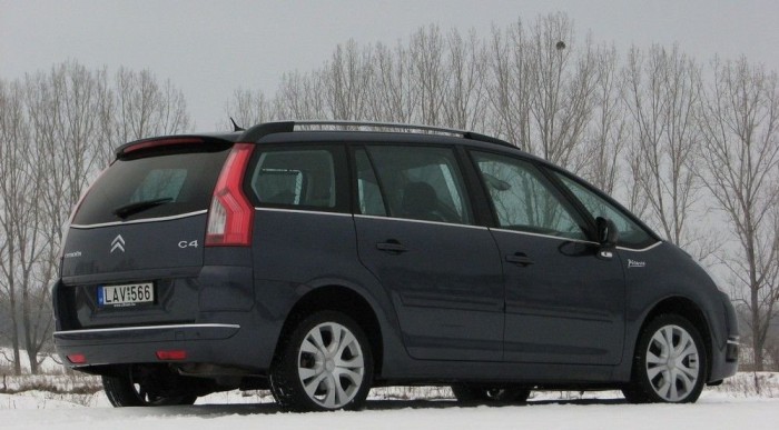 Barátságos üveg-fém arány