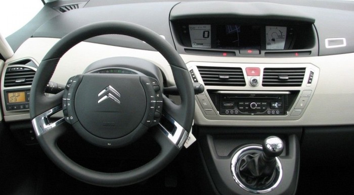 Logikusnak, rendezettnek tűnik, amíg el nem kezdjük használni