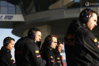 F1: A Red Bull állva hagyta a Ferrarit 33