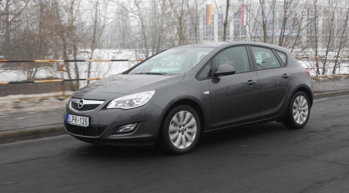 FlexRide nélkül is mesés az Astra futóműve