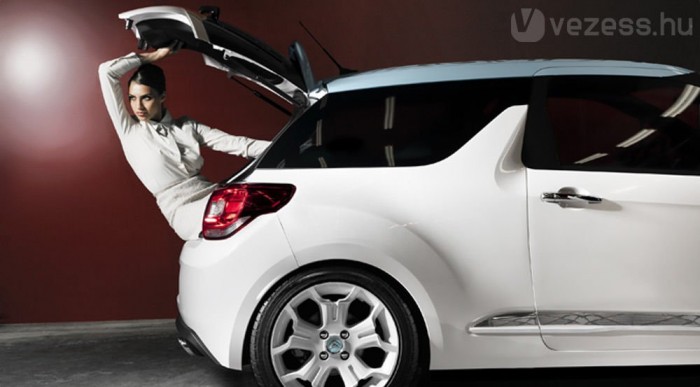 285 literes a csomagtér, nem kicsi