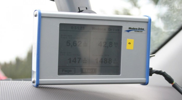 1000 km spórolás egy új dízelért 7 | Vezess Rögzíti a váltások számát is a fogyasztásmérő szerkentyű