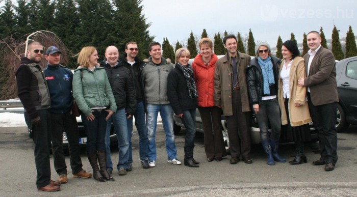 1000 km spórolás egy új dízelért 6 | Vezess Voilá, Párizsba tartó magyar csapat és a zsűritagok