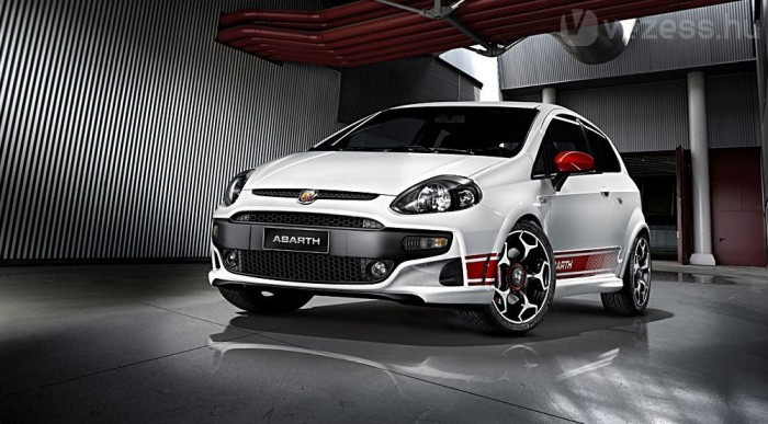 Sportváltozat a Fiat kabrióból 7 | Vezess Sportváltozat a Fiat kabrióból 7