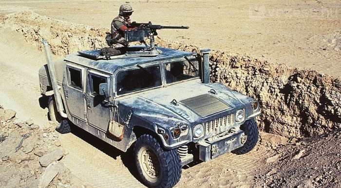 Eredetileg katonai jármű