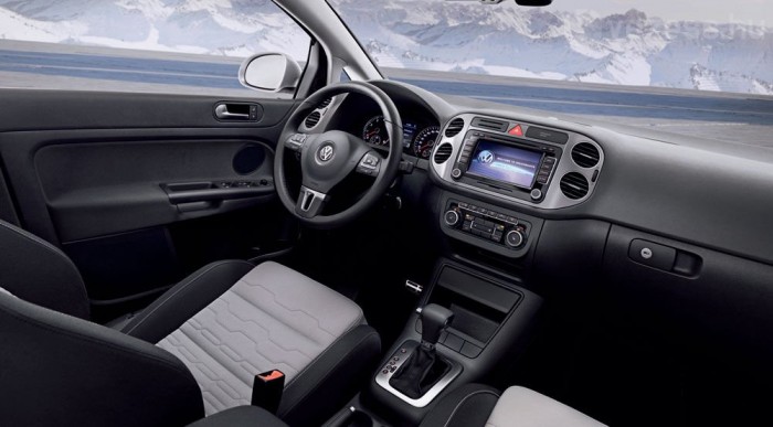 Magyar különlegesség az új terep Golfon 6 | Vezess Magasabb alapfelszereltséggel ruházzák fel