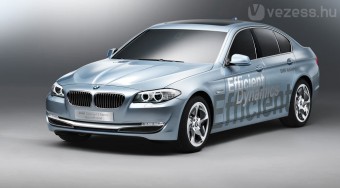 Hibrid motor kerül az Ötös BMW-be