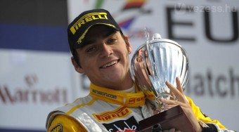 Magyar pilótáért szoríthatunk a hétvégi autóversenyen!